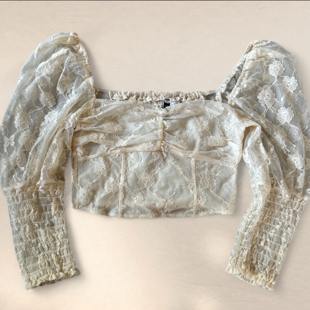 H&M lace blouse